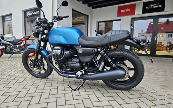 Neufahrzeug Moto Guzzi V7 Stone - Bild 16