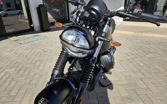 Neufahrzeug Moto Guzzi V7 Stone - Bild 6