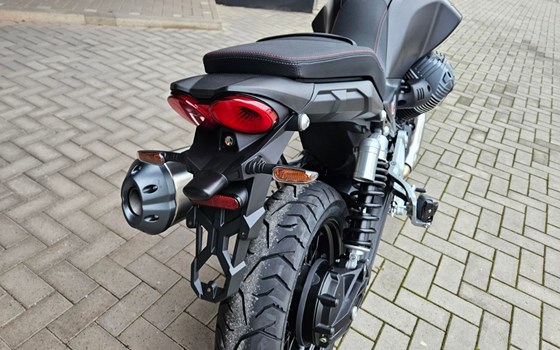 Neufahrzeug Moto Guzzi V85 Strada - Bild 12