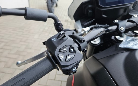 Neufahrzeug Moto Guzzi V85 Strada - Bild 16