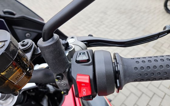 Neufahrzeug Moto Guzzi V100 Mandello - Bild 10