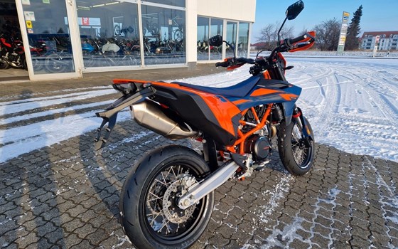 Neufahrzeug KTM 690 SMC R - Bild 3