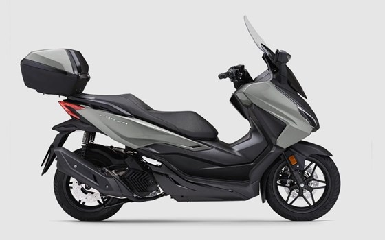 Gebrauchtmotorrad Honda Forza 125 - Bild 1