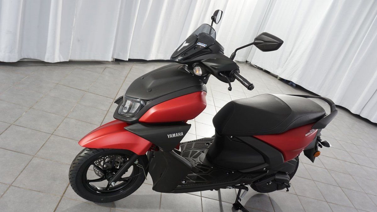 Yamaha RayZR