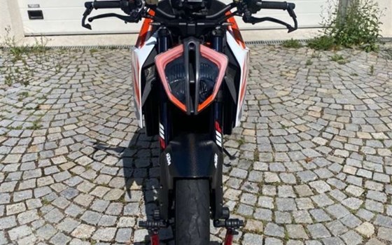 Gebrauchtmotorrad KTM 1290 Super Duke R - Bild 3