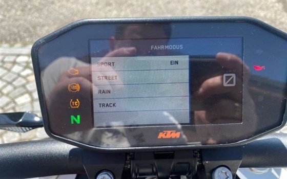 Gebrauchtmotorrad KTM 1290 Super Duke R - Bild 5