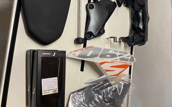 Gebrauchtmotorrad KTM 1290 Super Duke R - Bild 6