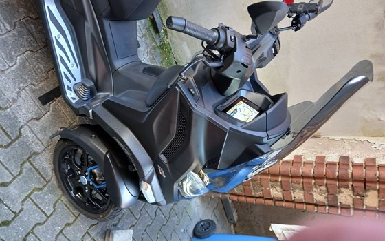 Gebrauchtmotorrad Piaggio MP3 400 Sport - Bild 5