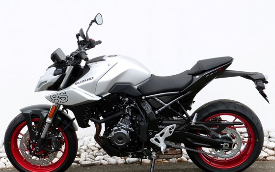 Gebrauchtmotorrad Suzuki GSX-8S - Bild 1