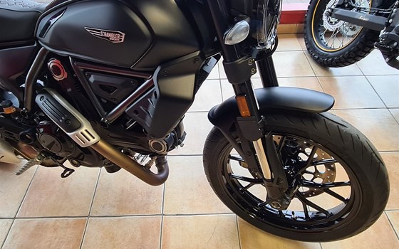Gebrauchtmotorrad Ducati Scrambler Icon Dark - Bild 5
