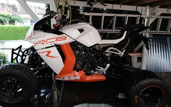 Gebrauchtmotorrad E-ATV 1190 RC8 - Bild 3