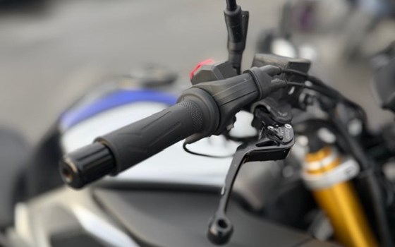 Gebrauchtmotorrad Yamaha MT-10 SP - Bild 3