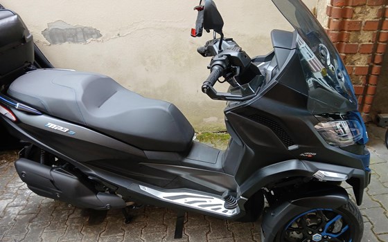 Gebrauchtmotorrad Piaggio MP3 400 Sport - Bild 4