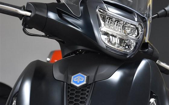 Neufahrzeug Piaggio Beverly 400 S - Bild 6