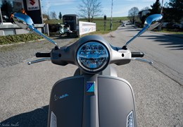 Neumotorrad Vespa GTS 300 hpe Super Tech