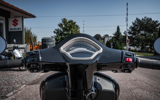 Neufahrzeug Vespa GTS 300 hpe - Bild 3