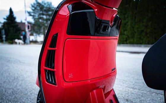 Gebrauchtmotorrad Vespa GTS 300 Super Sport - Bild 13