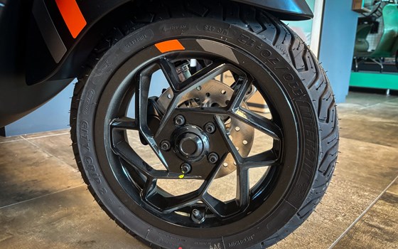 Neufahrzeug Vespa Sprint 50 S - Bild 2