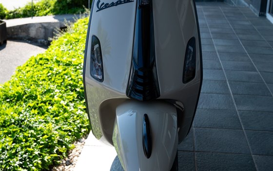 Gebrauchtmotorrad Vespa Primavera 125 - Bild 5