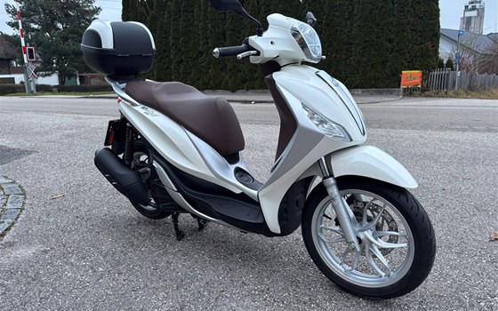 Gebrauchtmotorrad Piaggio Medley 125 - Bild 1