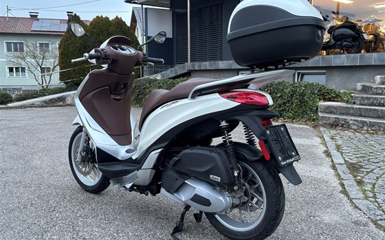 Gebrauchtmotorrad Piaggio Medley 125 - Bild 3