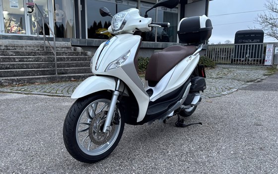 Gebrauchtmotorrad Piaggio Medley 125 - Bild 5