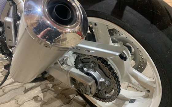 Gebrauchtmotorrad Suzuki GSX 1400 - Bild 7