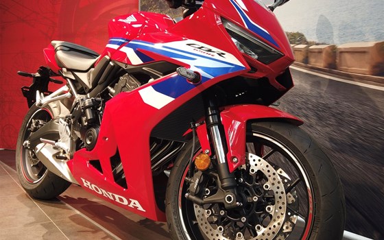 Gebrauchtmotorrad Honda CBR650R - Bild 2