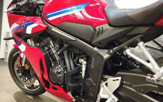 Gebrauchtmotorrad Honda CBR650R - Bild 6