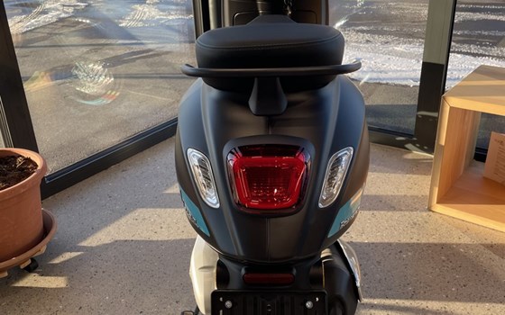 Neufahrzeug Vespa Primavera 125 S - Bild 4