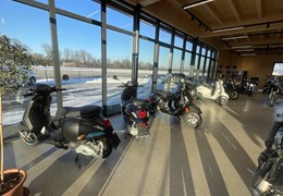 Neumotorrad Vespa Primavera 125