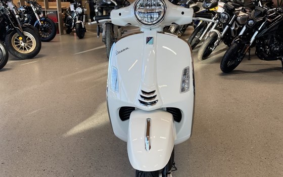 Neufahrzeug Vespa GTS 310 Super - Bild 3