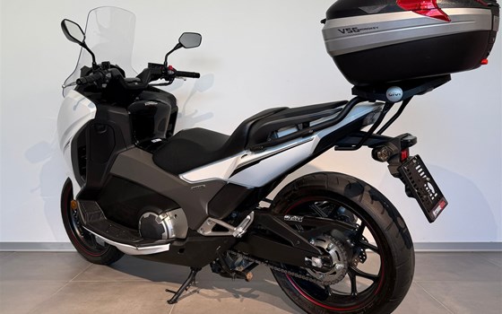 Gebrauchtmotorrad Honda Integra - Bild 7