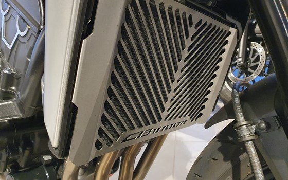 Gebrauchtmotorrad Honda CB 1000 R - Bild 11