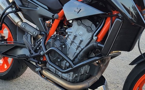 Gebrauchtmotorrad KTM 890 Duke R - Bild 7