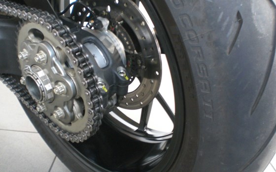 Gebrauchtmotorrad Ducati Streetfighter V4 - Bild 13