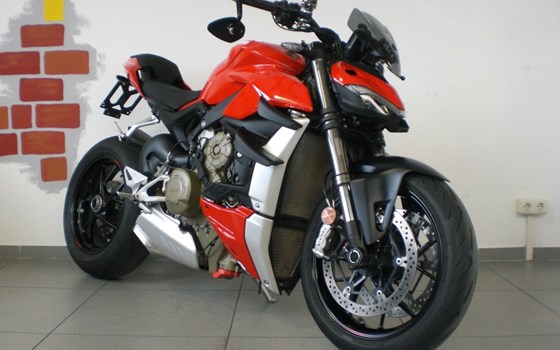 Gebrauchtmotorrad Ducati Streetfighter V4 - Bild 2