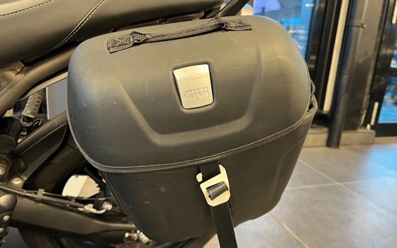 Gebrauchtmotorrad Triumph Speed 400 - Bild 12