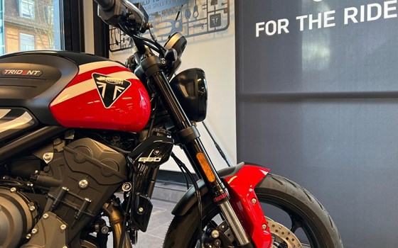 Gebrauchtmotorrad Triumph Trident 660 - Bild 6
