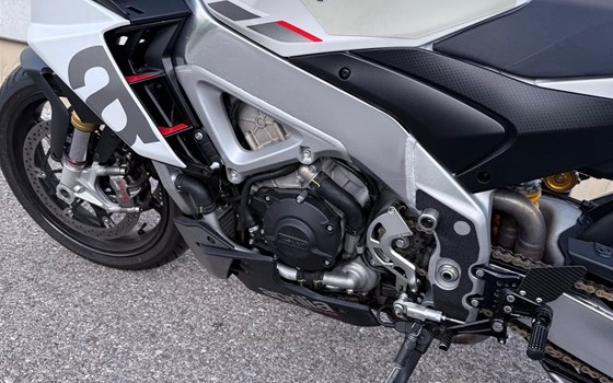 Gebrauchtmotorrad Aprilia Tuono V4 1100 - Bild 10