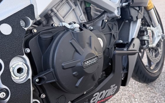 Gebrauchtmotorrad Aprilia Tuono V4 1100 - Bild 9