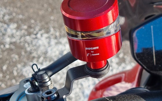 Gebrauchtmotorrad Ducati Streetfighter V2 - Bild 6