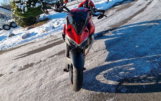 Gebrauchtmotorrad Ducati Streetfighter V2 - Bild 8