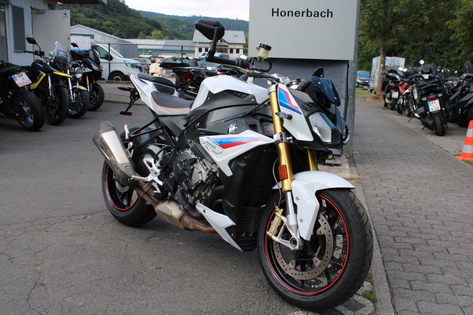 BMW S 1000 R
