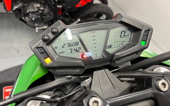Gebrauchtmotorrad Kawasaki Z 800 e - Bild 8