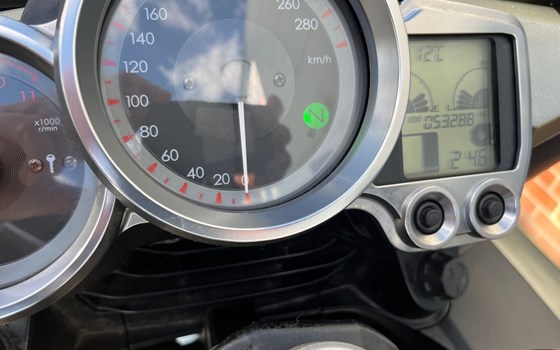 Gebrauchtmotorrad Yamaha FJR1300A - Bild 6