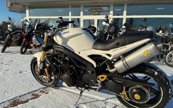 Gebrauchtmotorrad Triumph Speed Triple 1050 - Bild 3
