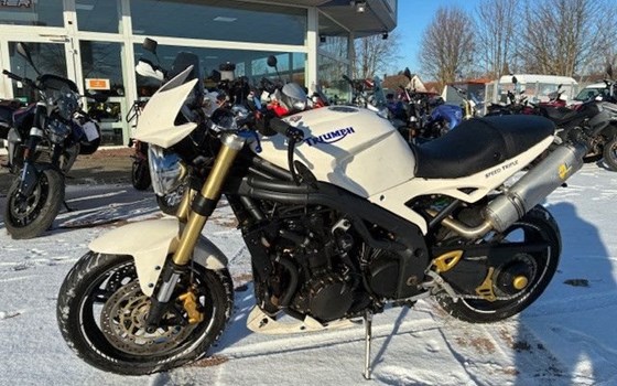 Gebrauchtmotorrad Triumph Speed Triple 1050 - Bild 5