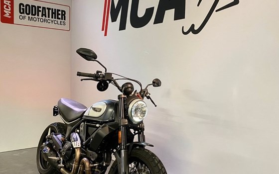 Gebrauchtmotorrad Ducati Scrambler Street Classic - Bild 3