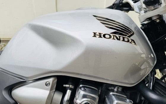 Gebrauchtmotorrad Honda CB 1300 - Bild 4